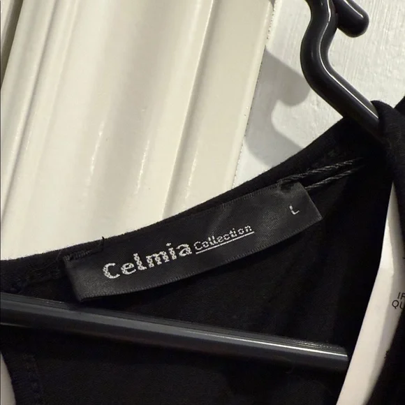 Elegant Black Maxi Jumpsuit - Picture 3 of 6